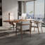 Bureaux ovales bruns en bois massif-108044834