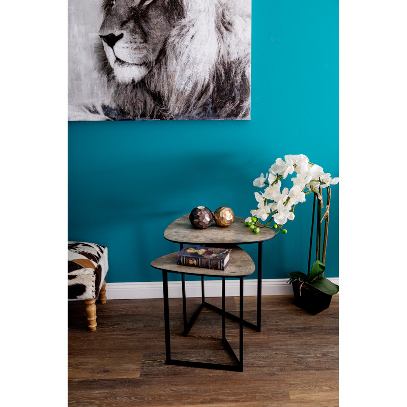 2 Gloversville side table set