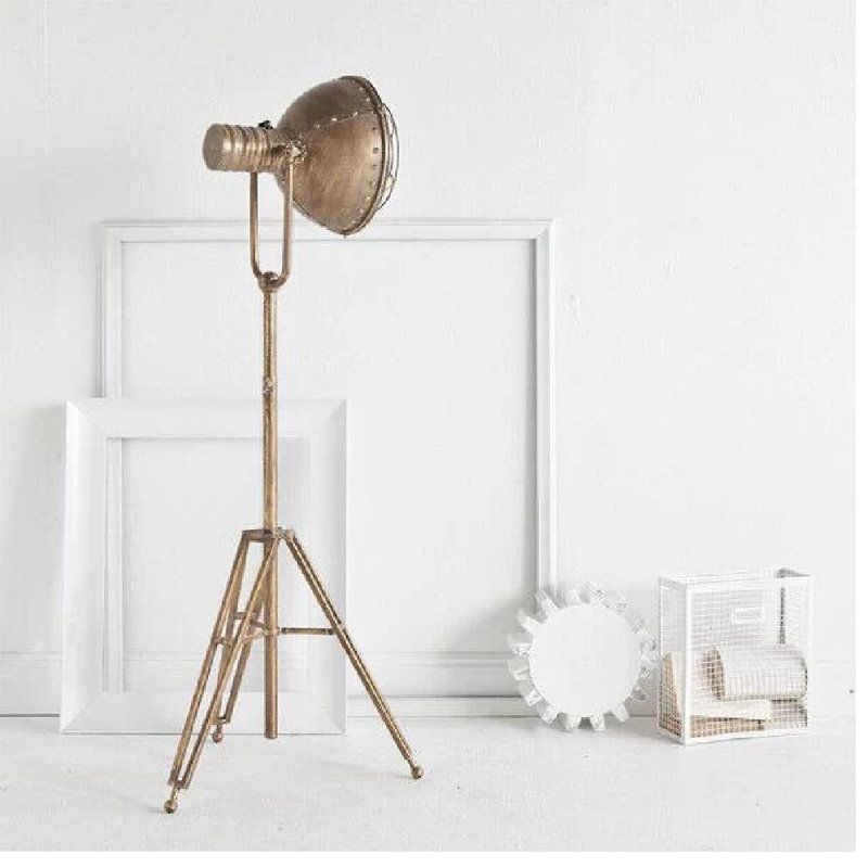 Lampe sur pied CARMEN Gold