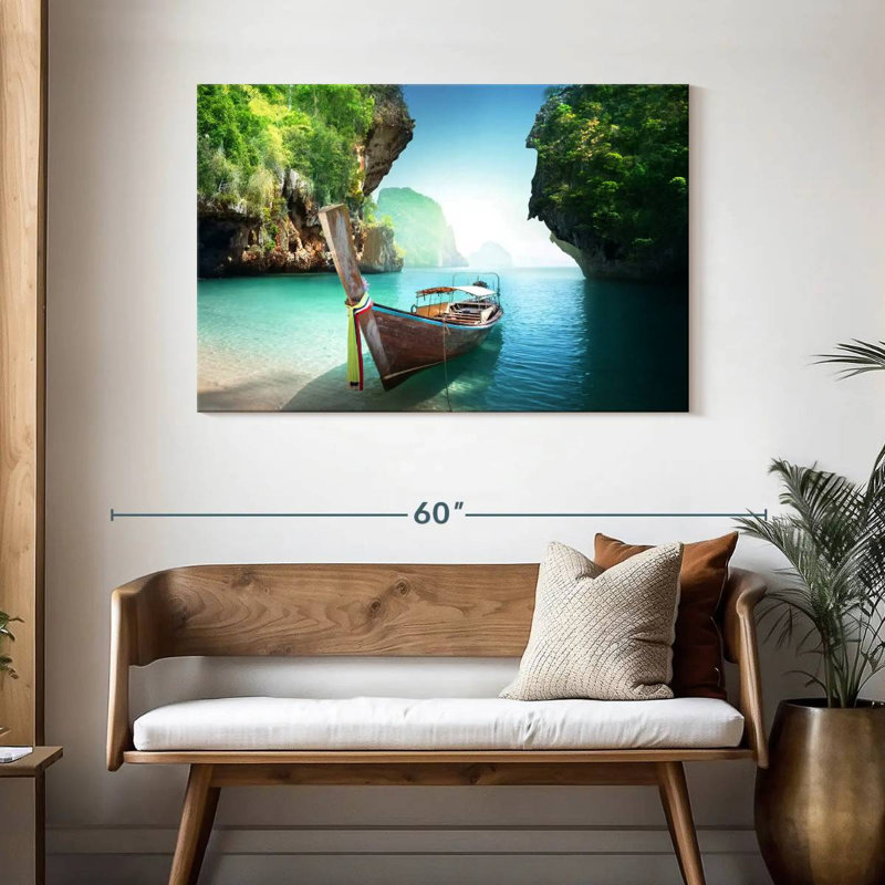 Bateau Mehar sur la plage de Krabi, H 30 po x l 45 po