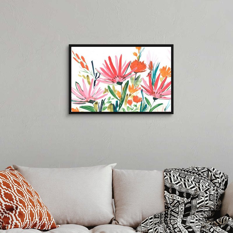Reproduction d’art sur toile rose pétales par Isabelle Z, Cadre noir, H 22 po x l 32 po x P 1,75po