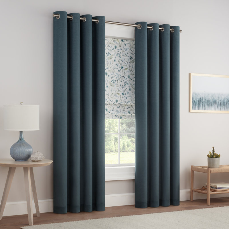 Marine Botanical Cordless Blackout Roman Shade 23'' x 64''