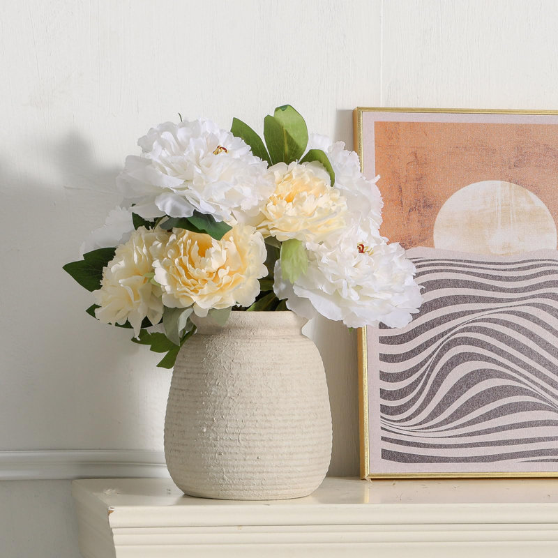 Vase en céramique rustique neutre