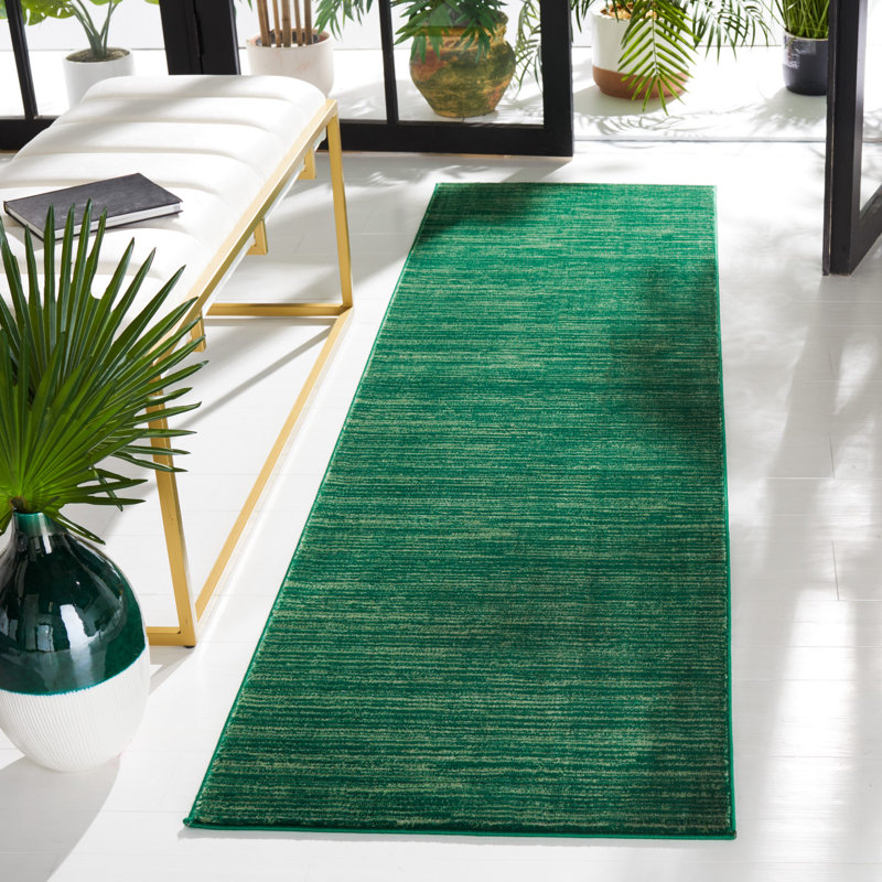 Tapis vert foncé tissé à plat Kynlee, Tapis de couloir 2 pi 2 po x 8 pi