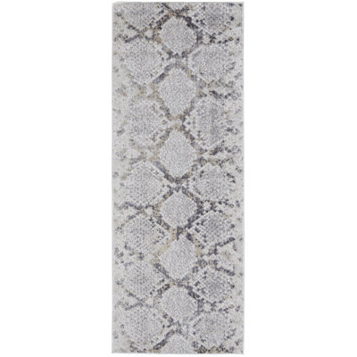 Geometric Area Rug in Gray