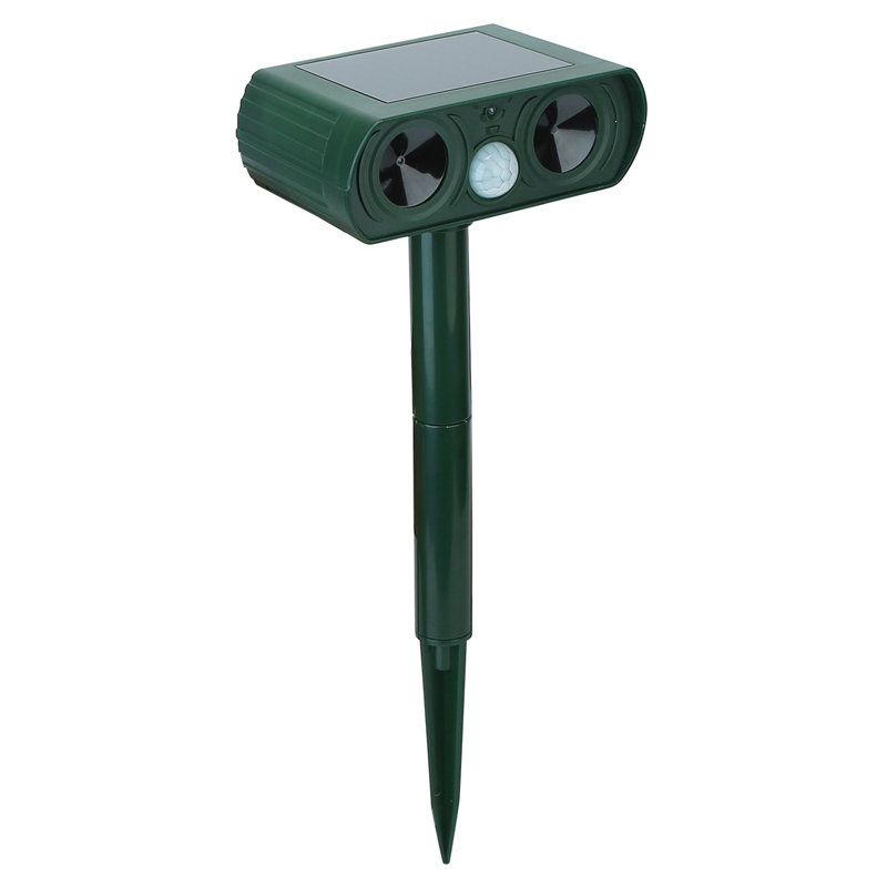 Solar Powered Integrated LED Flood Light