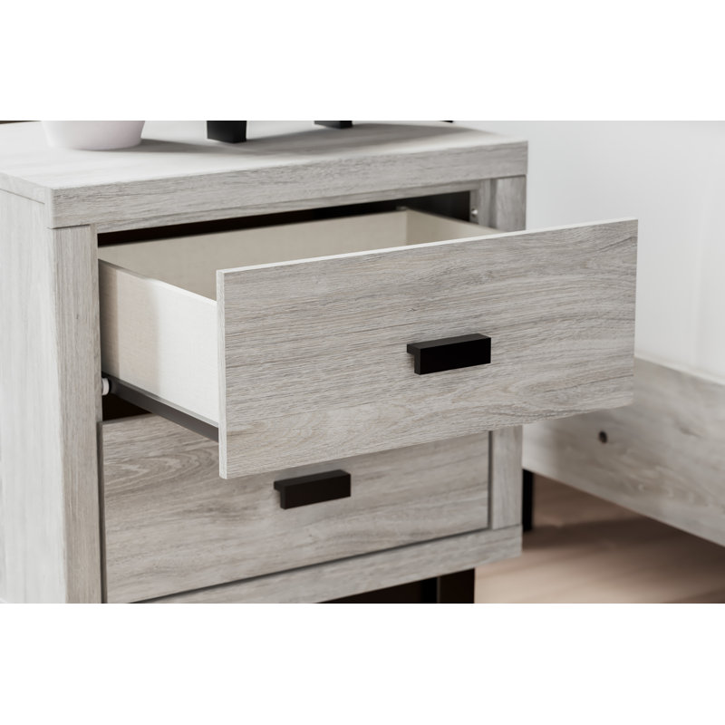 Kemmie 21.3'' W Nightstand