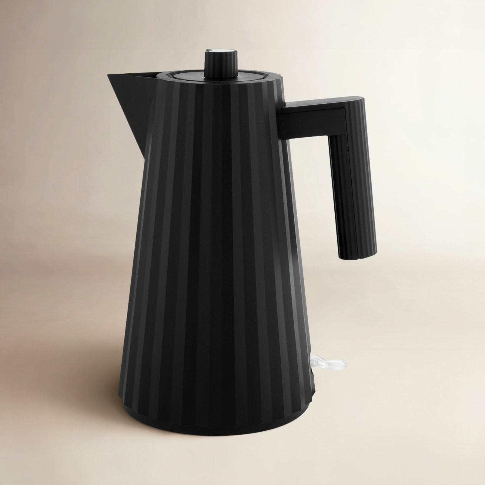 Plissé Electric Tea Kettle, Black, Large
