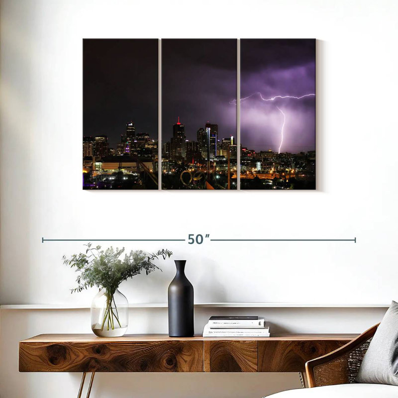 Sebbie Lightning Over Denver, H 24 po x l 38 po