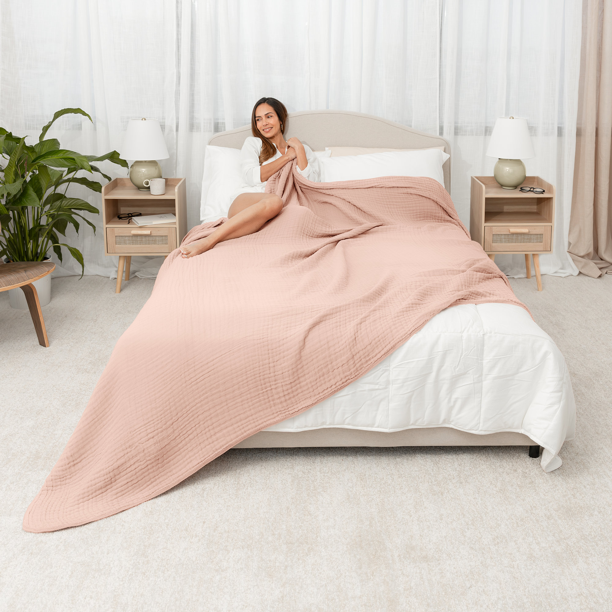 Karlina Muslin Blanket, Blush, King