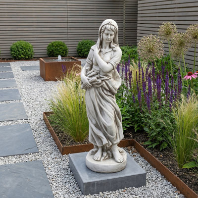 Wilma Weather Resistant Rust Resistant Garden Statue