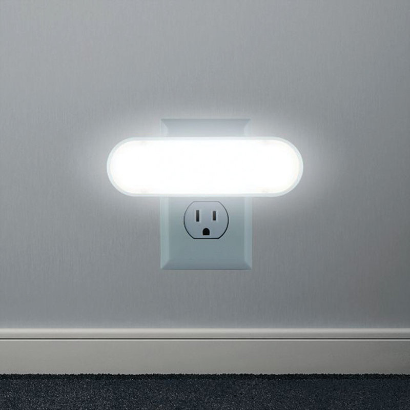 Tri-Switch Super Bright Night Light