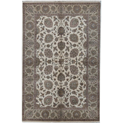 Crown Wool Oriental Area Rug in Ivory/Camel