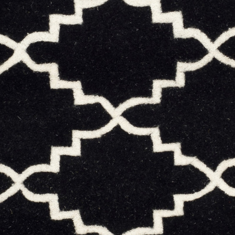 Hand-Tufted Geometric Wool 4' x 6' Black Rug