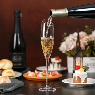 Flûtes à champagne, ensemble de 4 verres à champagne inclinés, flûtes à champagne en cristal soufflé à la main, parfaites pour Noël, anniversaire, anniversaire, 6,7 oz, transparent (4 pièces)