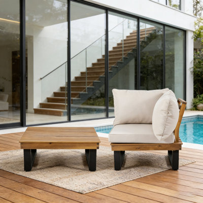 COIN CHAISE + CAFÉ