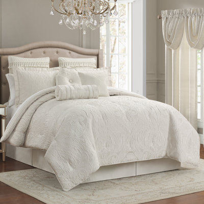 Waterford Aragon 6 Piece Comforter Set