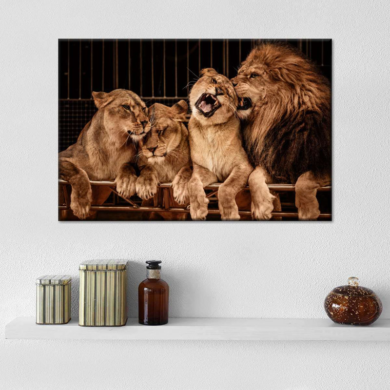 Pride of Lions - reproduction sur toile tendue, H 24 po x l 36 po x P 1,25 po