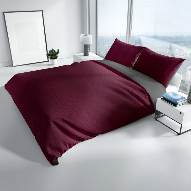 Mayline Seersucker Reversible Duvet Cover Set, 200 x 220cm, Bordeaux