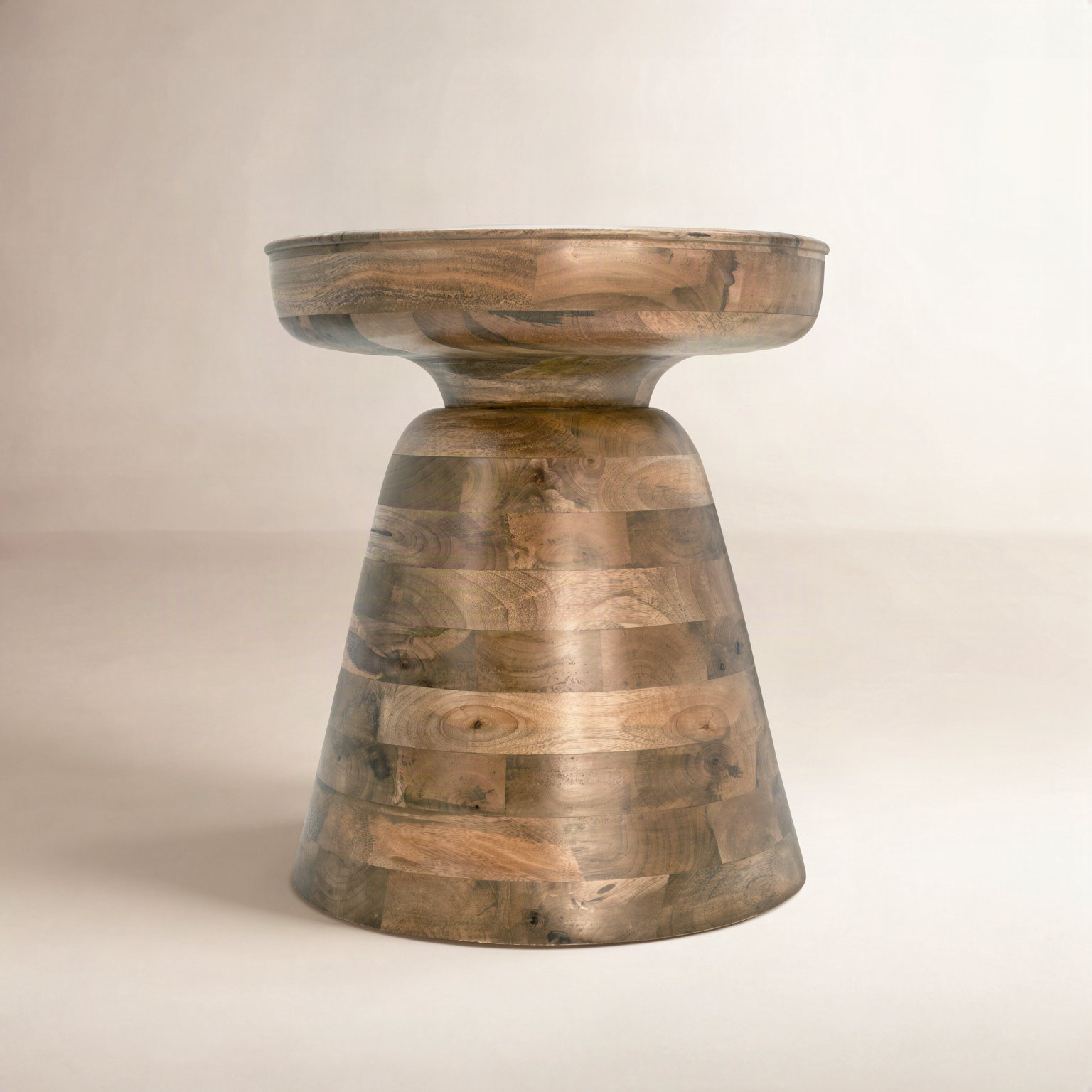 Vanola 16" End Table, Wooden Brown