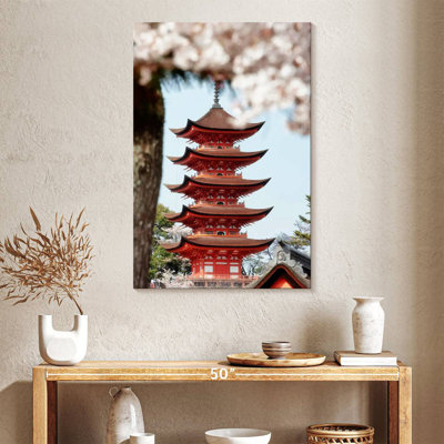 Pagode Aime Miyajima avec sakura
