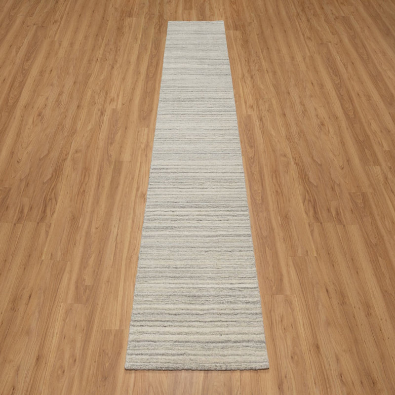 Tapis unique 2 pi 6 po x 10 pi Freida