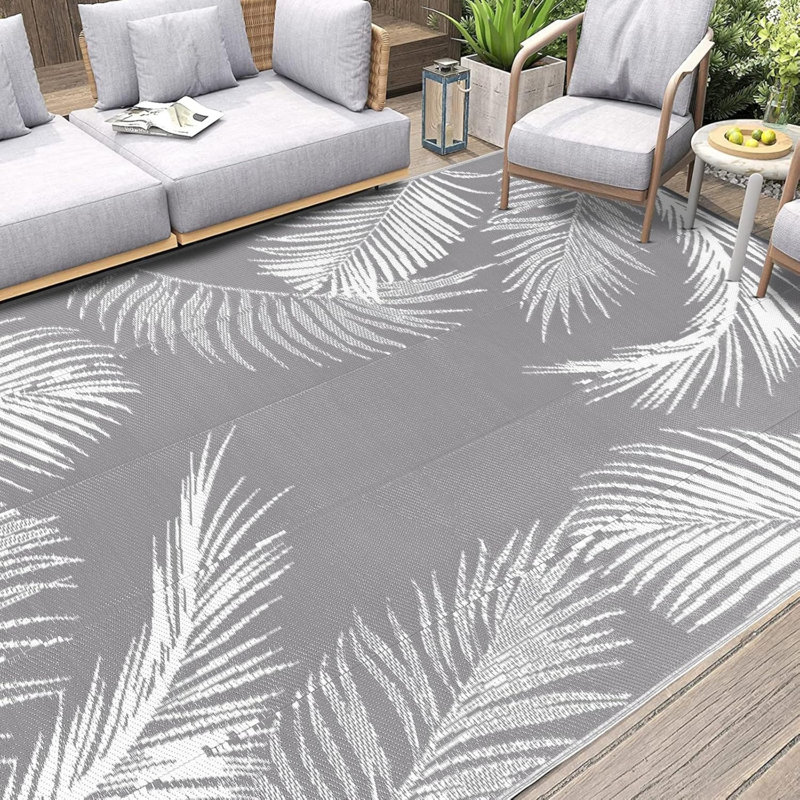 Outdoor Rug, Rectangle 5' x 7'6"