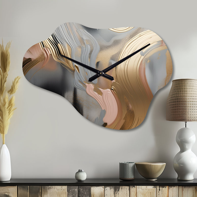 Horloge murale asymétrique en métal Fusaro Gold and Pink Vibrant Swirls IV, Petit