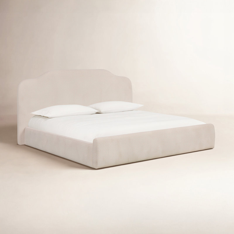 Rochester Pasadena Upholstered Queen Bed