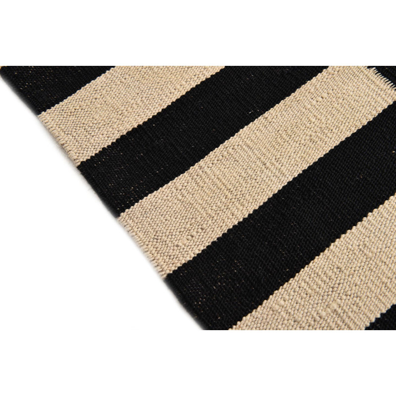 Tapis noir et blanc Osbourne