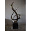 Sculpture géante Wilodene en acier inoxydable avec base en marbre, taille: 38 po x 24 po x H 98 po