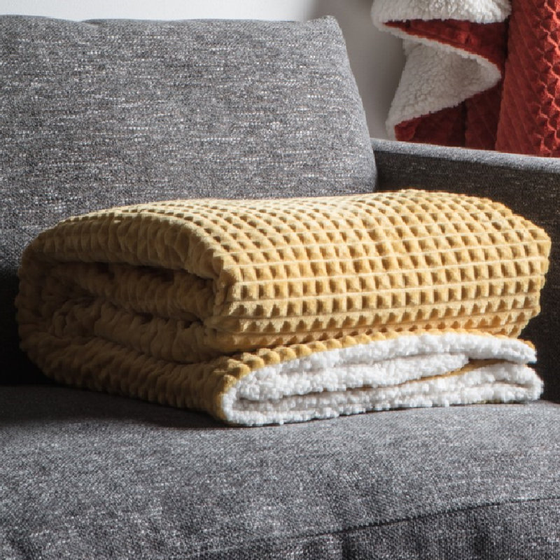 Rosena Blanket, Ochre
