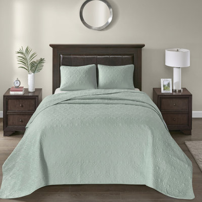 Reversible Bedding Quilt - Stylish Quilting Pre-washed Cotton Filling For A Good Night's Sleep 3 With 2 Shams Enticing Serene Bedroom Ambience Includes And Two