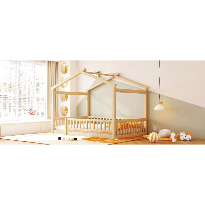 Structure de lit double en bois pleine grandeur avec clôture, Lit double, Natural