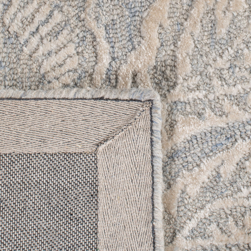 Salaam Hand Tufted Wool/Viscose Floral Rug in Light Blue/Ivory, Rectangle 4' x 6'