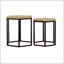 Ensemble de 2 tables gigognes hexagonales naturelles et noires, peu encombrantes et élégantes pour les intérieurs modernes