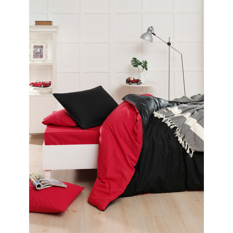 Amaker No Pattern Duvet Cover Set with Pillowcases Included, Double Duvet Cover + 2 Pillowcases (80 x 80), Black/Red