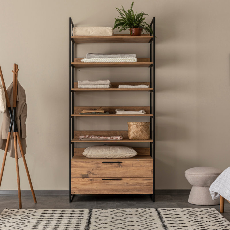 Armoire Sheila, Pin de l'Atlantique