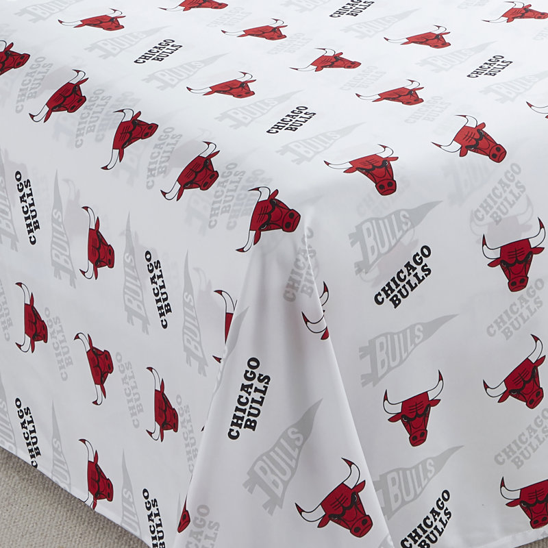 Ensembles de draps NBA par Sweet Home Collection, Chicago Bulls - Queen, Ensemble de draps pour grand lit avec 2 taies d'or