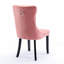 Chaise de salle à manger moderne avec pieds en bois massif et revêtement en velours rose-1711290730-1711290735