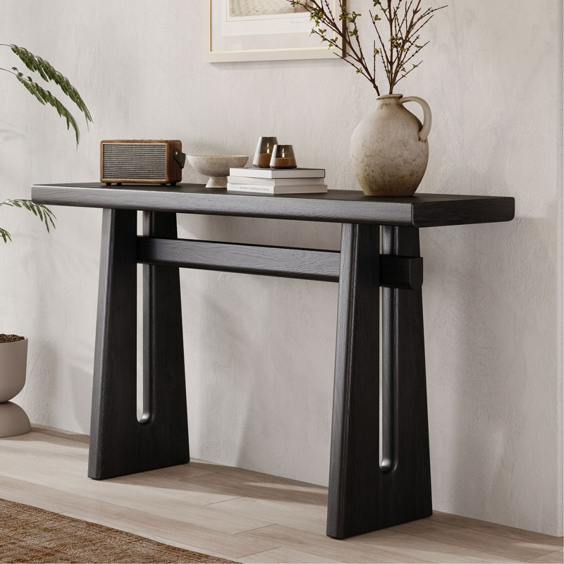 Console Mirod avec silhouette géométrique - touche architecturale parfaite pour le salon, le vestibule, le couloir