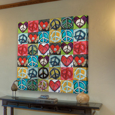 Reproduction d’art sur toile tendue, "paix collage" par tori campisi