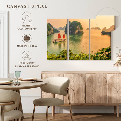 Sebbie Seascape Baie d'Halong