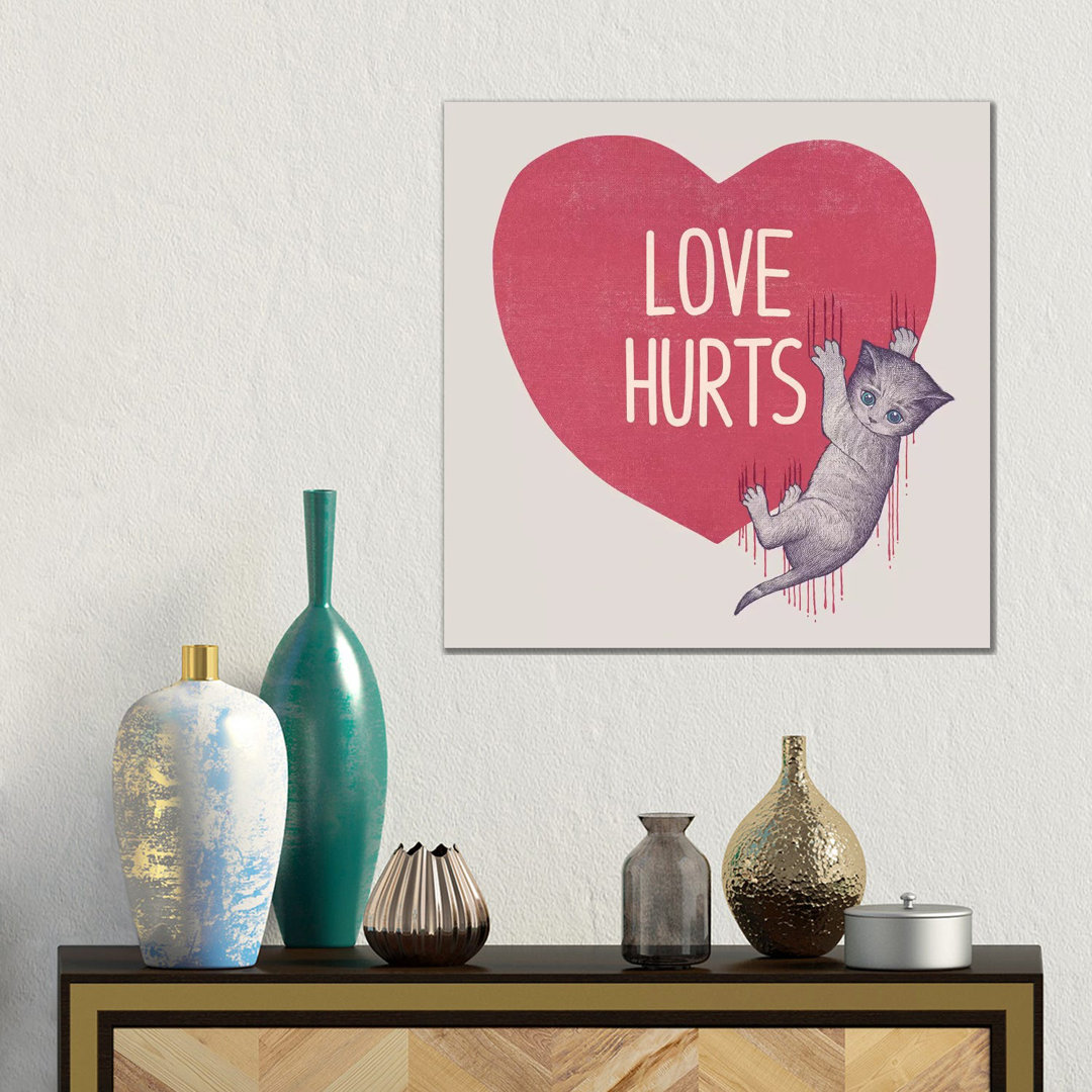 Love Hurts von Tobias Fonseca - Galerie-Giclée auf Leinwand