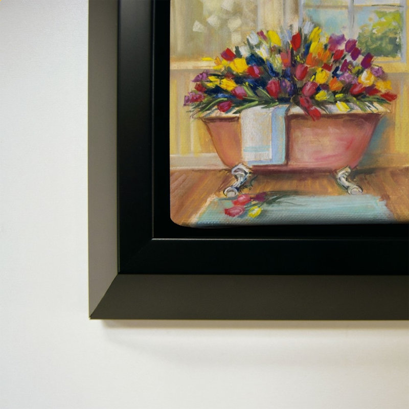 «Bathaign Bouquet II» par Carol Rowan - Impression sur toile, H 40 po x l 28 po, Noir
