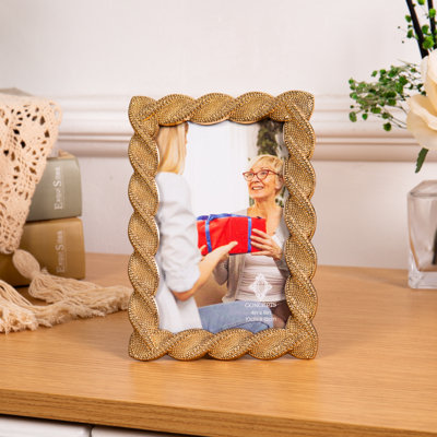 Gold Single Picture Frame - Frames Included: 4