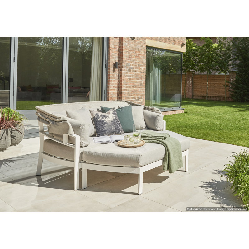 Reilly Titchwell Day Bed, White