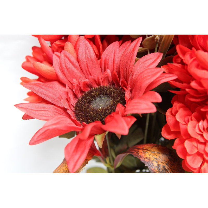 Arrangement de fleurs mixtes, Rouge brique