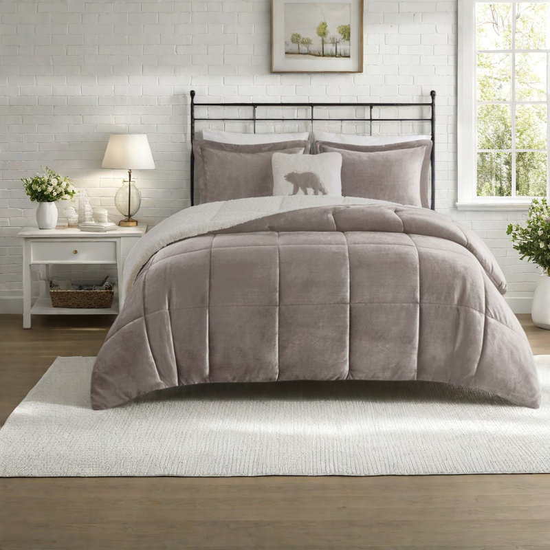 Luxurious King Bedding Sets, Plush Polyester, Cozy Modern Style For Home