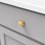 Poignée carrée Studio Collection - Bouton d'armoire 1-1 / 4 po x 1-1 / 4 po - Laiton doré brossé - Quincaillerie transitionnelle pour tiroirs et armoires-91163696-111912952